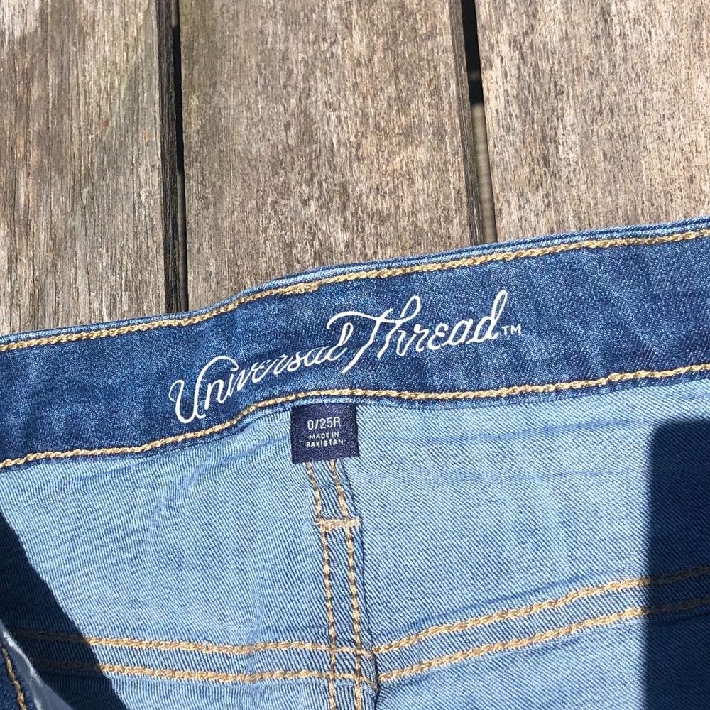 Universal Thread High Rise Skinny Jeans w/elastane - Picture 5 of 11